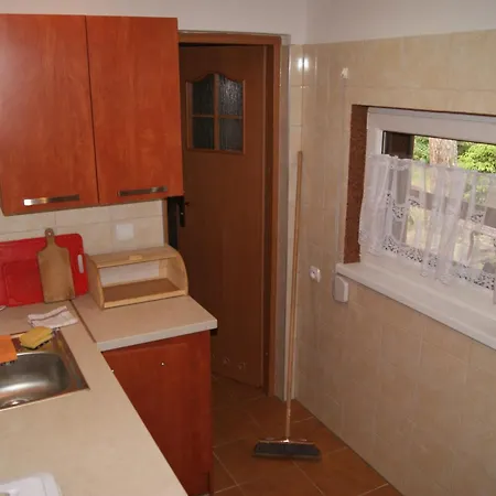 Dom Letniskowy U Marysi Apartment *