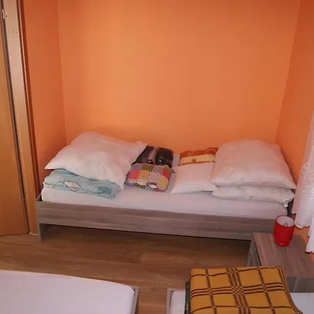 Apartment Dom Letniskowy U Marysi *